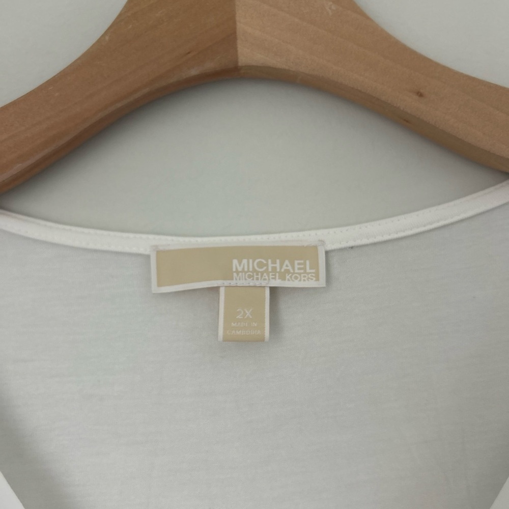 Michael Kors White Asymmetrical Sleeveless Tank Top - Picture 5 of 9